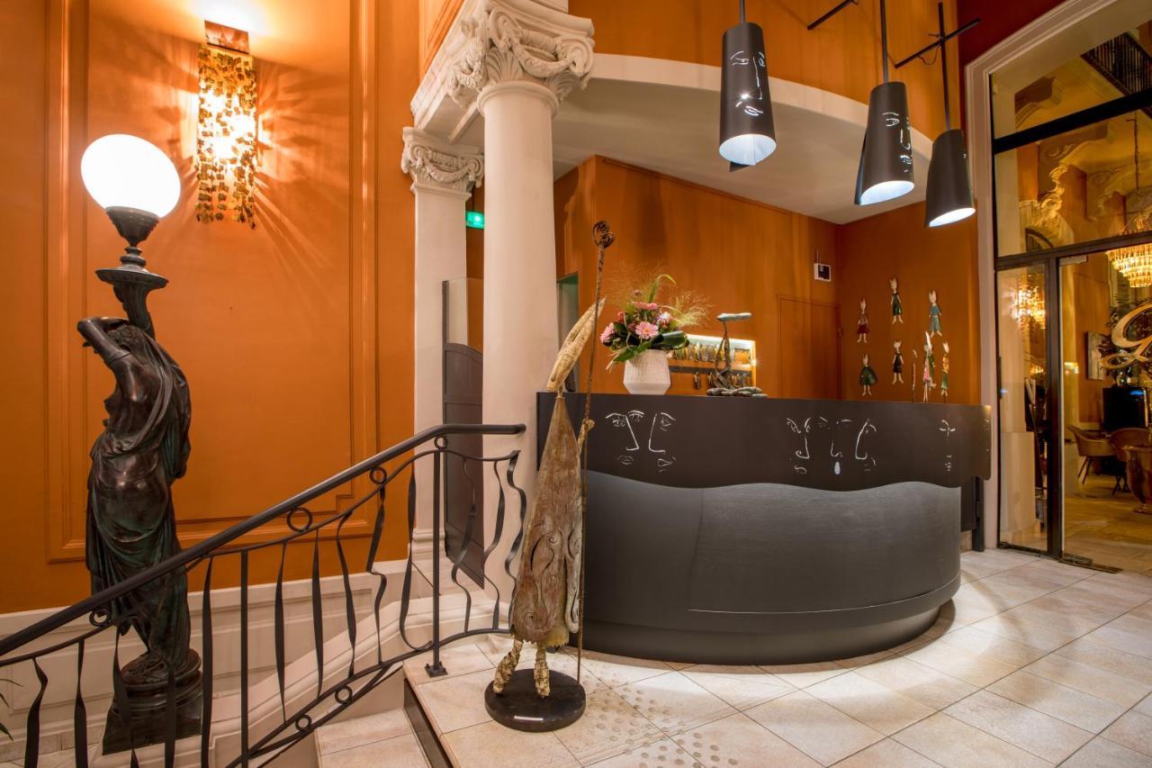 Le Grand Hotel Sete Bagian luar foto